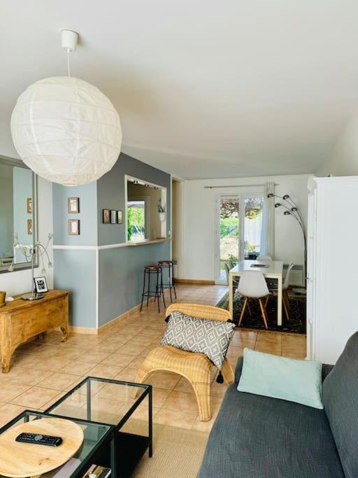 Le Bon Compromis Villa Poitiers Bagian luar foto